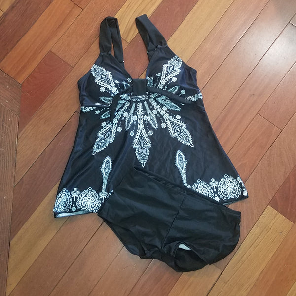 Tankini, Black and White, M