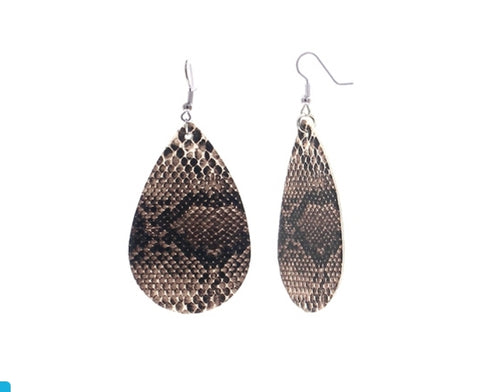 THE FAUX SNAKE EARRINGS | DARK BROWN