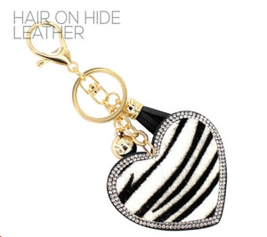 THE CRYSTAL HEART KEY CHAIN | ZEBRA