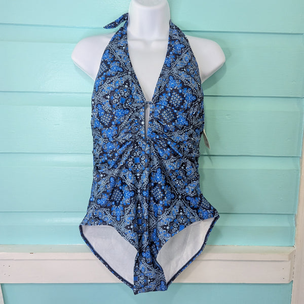 One Piece, Paisley, M